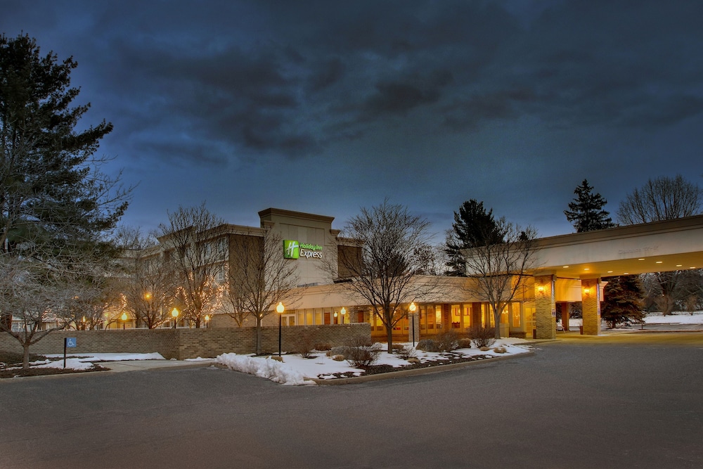 Holiday Inn Express Poughkeepsie by IHG - photo 46