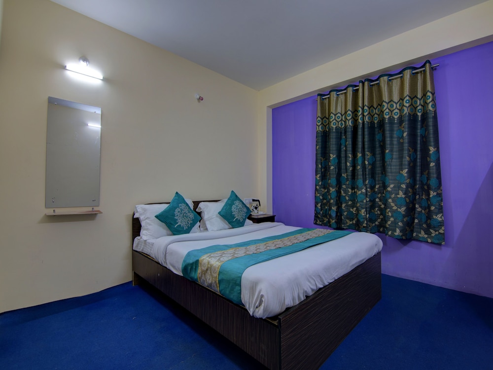Oyo 13580 The Queenz - last minute hotel in Darjiling
