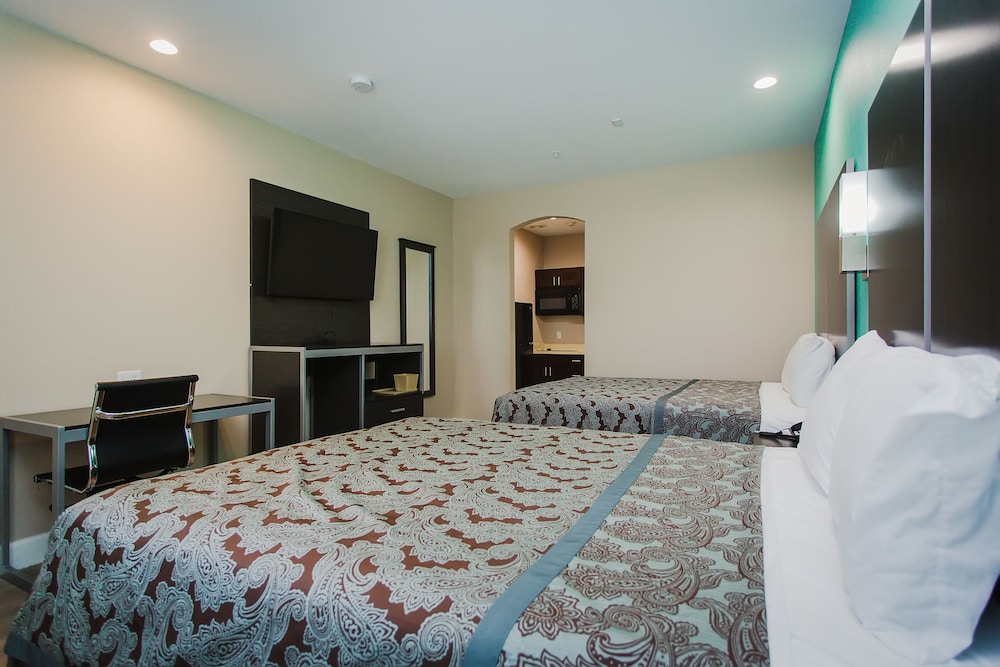 Palace Inn and Suites Willowbrook Mall - photo 14