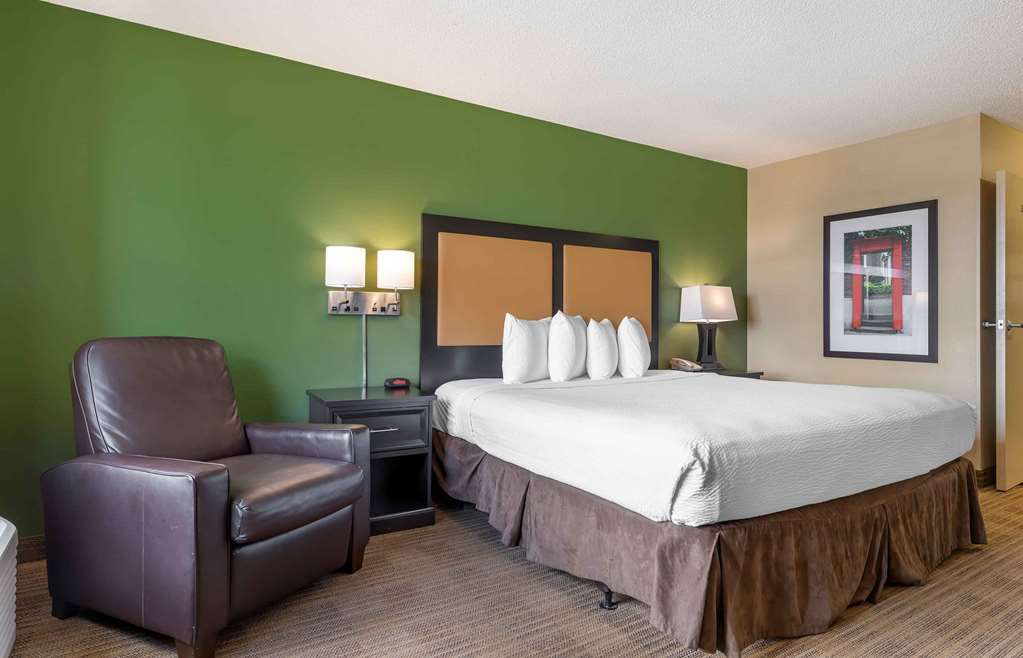 Extended Stay America Select Suites Chicago O'Hare - photo 17