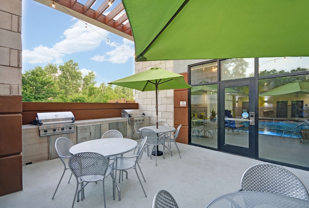 Home2 Suites by Hilton Dallas DeSoto - photo 41