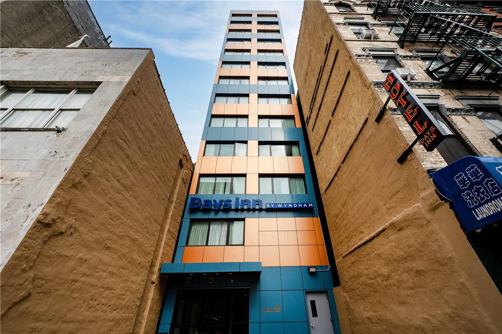 Days Inn by Wyndham New York Chinatown - photo 3