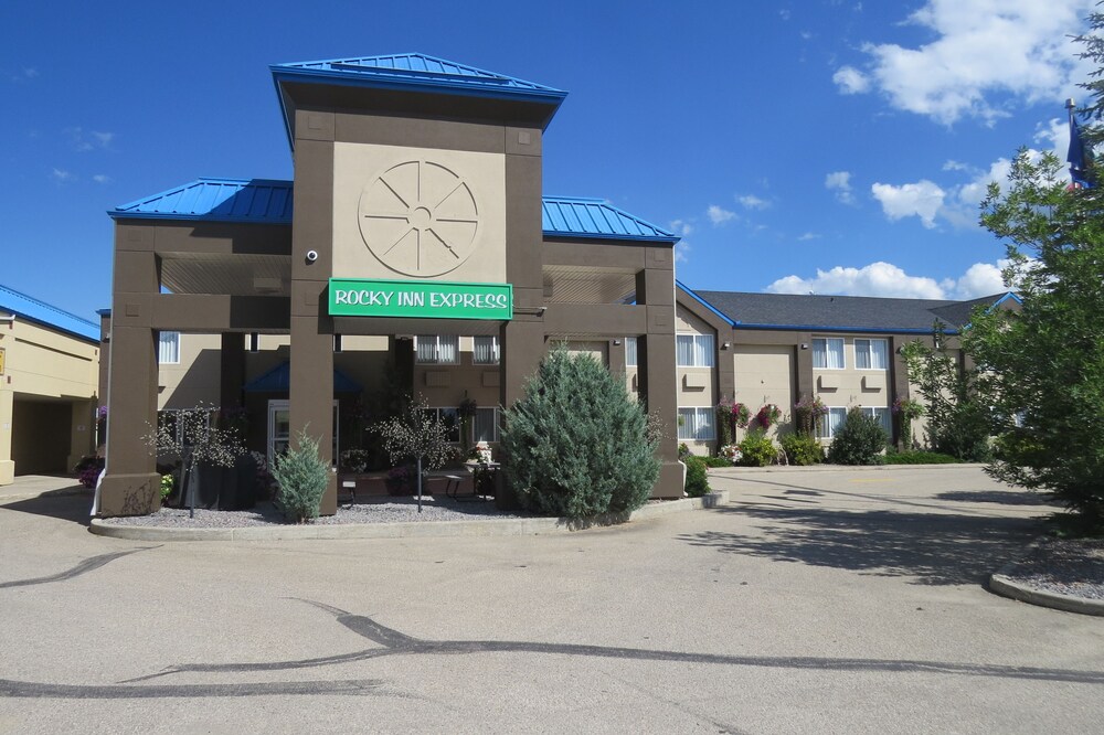Rocky Inn Express in Rocky Mountain House, Canada