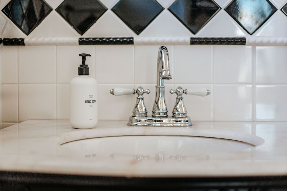 The Historic Berkeley Place - photo 82