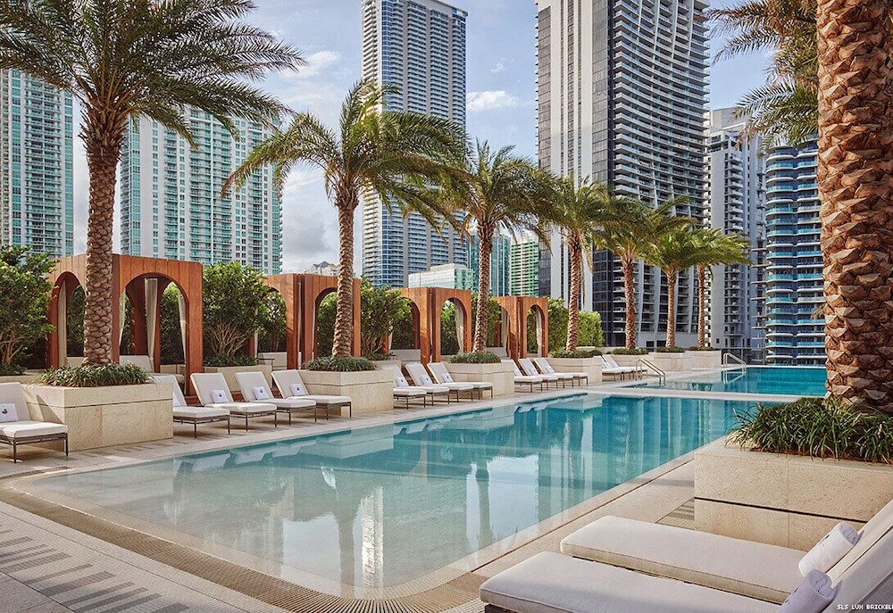 Suites at SLS Lux Brickell managed by CE - photo 13