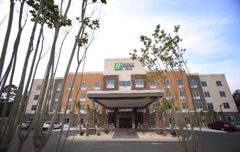 Holiday Inn Express & Suites Southport Oak Island Area by IHG - photo 2