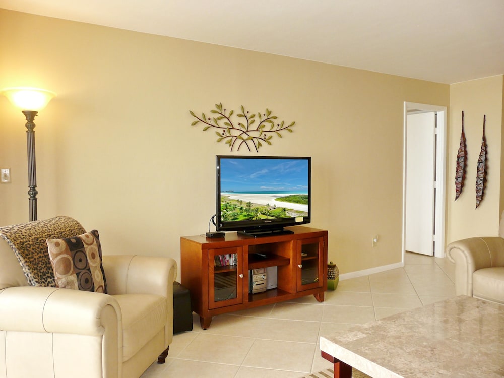 South Seas Tower 3 905 - photo 24