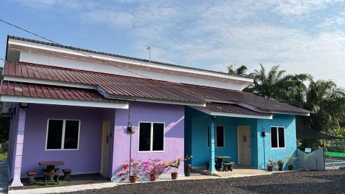 AA Burger Homestay for Musliim Only — 4-Star Luxury Hotel in Banting, Malaysia