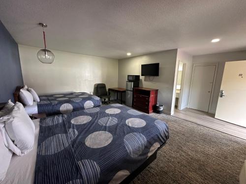 Summit Inn Dayton - photo 7