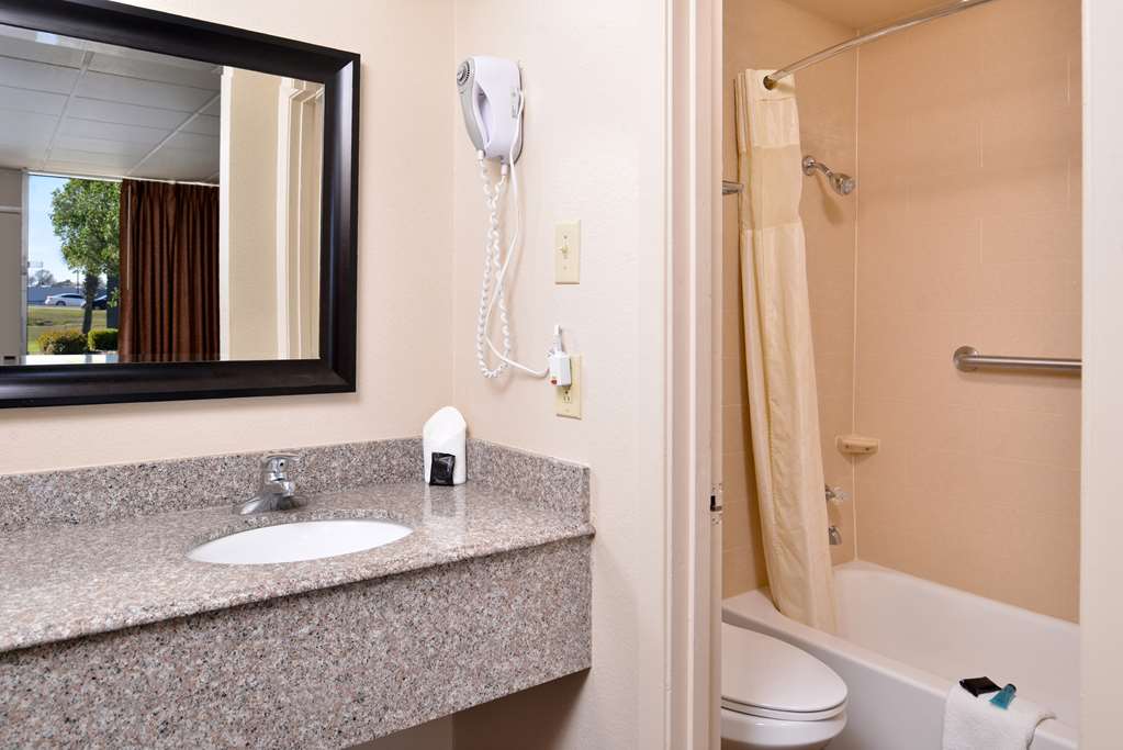 Americas Best Value Inn West Monroe - photo 13