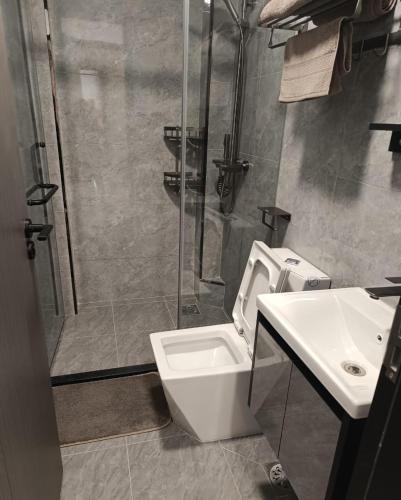 Self Catering Nest Heated Pool Netflix Airport Pick Up