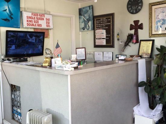 Aristocrat Motor Inn - photo 8