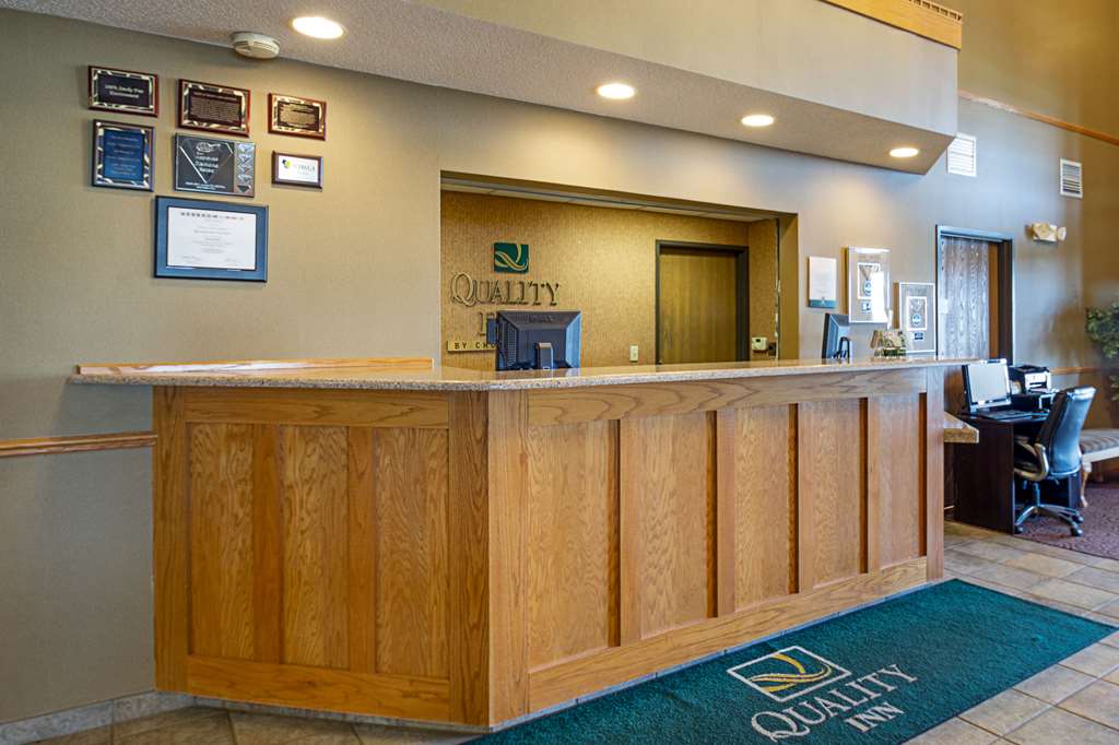 Quality Inn Mineral Point - photo 9