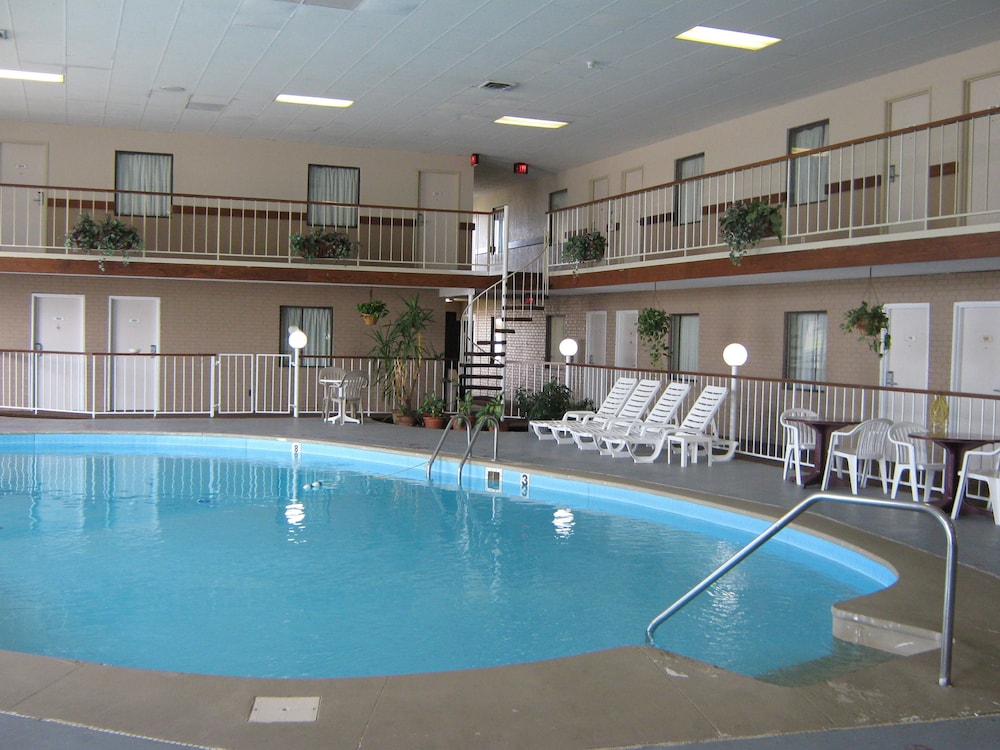 Knights Inn By Capital O Emporia I 35 - photo 97
