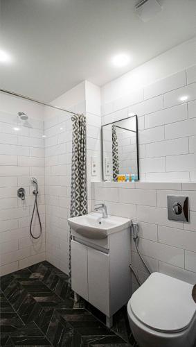 Super Bright Apartment For 2 In Avlabari by Wehost