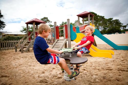 Camping Le Boudigau — 4-Star Luxury Hotel in Labenne, France