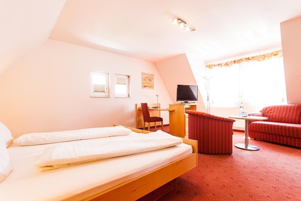 Landgasthof zur Sonne — hotel in Auggen