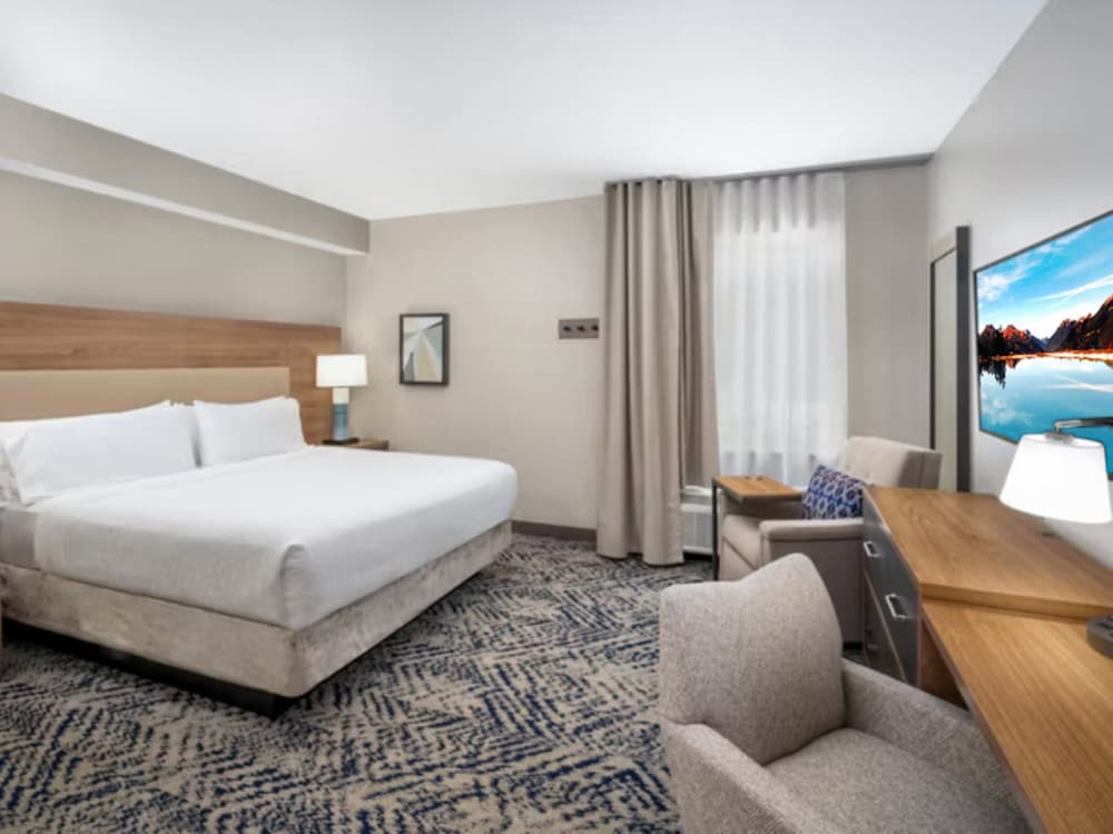Candlewood Suites Champaign Urbana University Area by IHG - photo 20