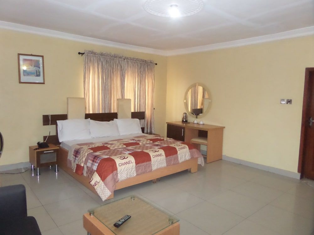 Megsplace Inn - last minute hotel in Lagos