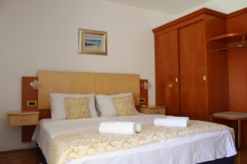 Rooms Nadia3 in Baska, Croatia