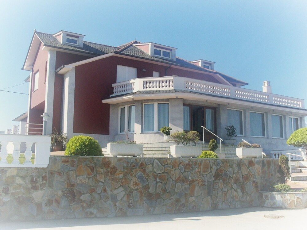 Hotel Panorama Tapia — hotel in Tapia De Casariego