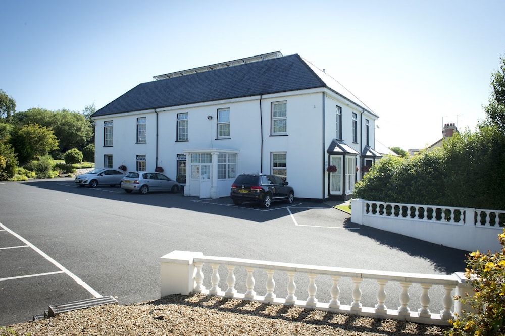 Hotel Plas Hyfryd in Pembroke, United Kingdom