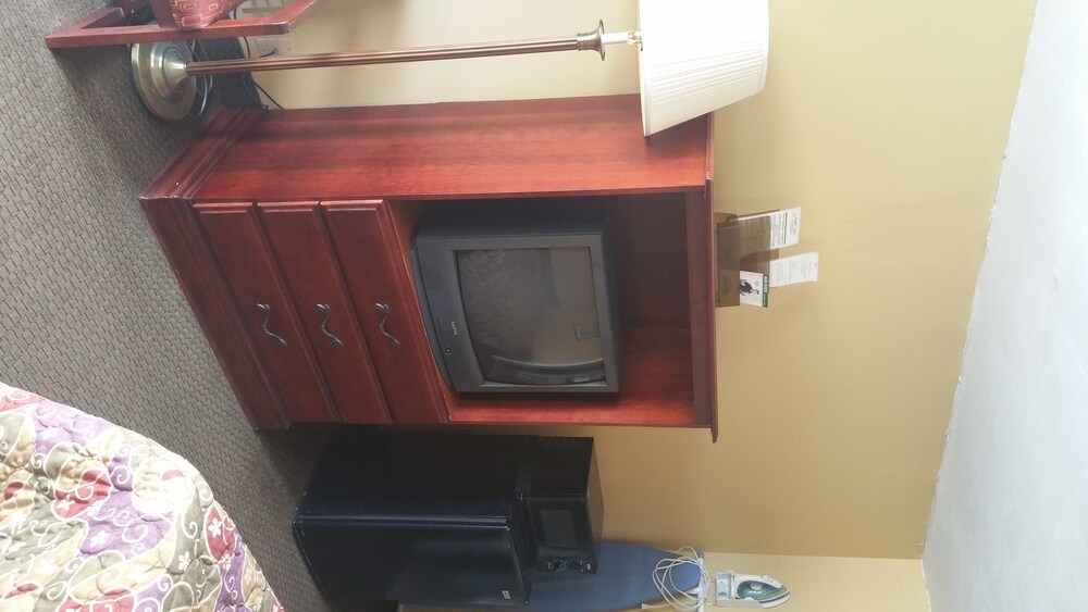 Sunbelt Lodge Motel - photo 4