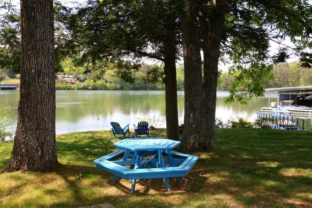Boundary Waters Resort & Marina - photo 13