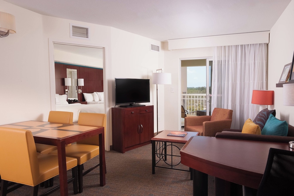 Residence Inn by Marriott Fort Myers Sanibel - photo 9