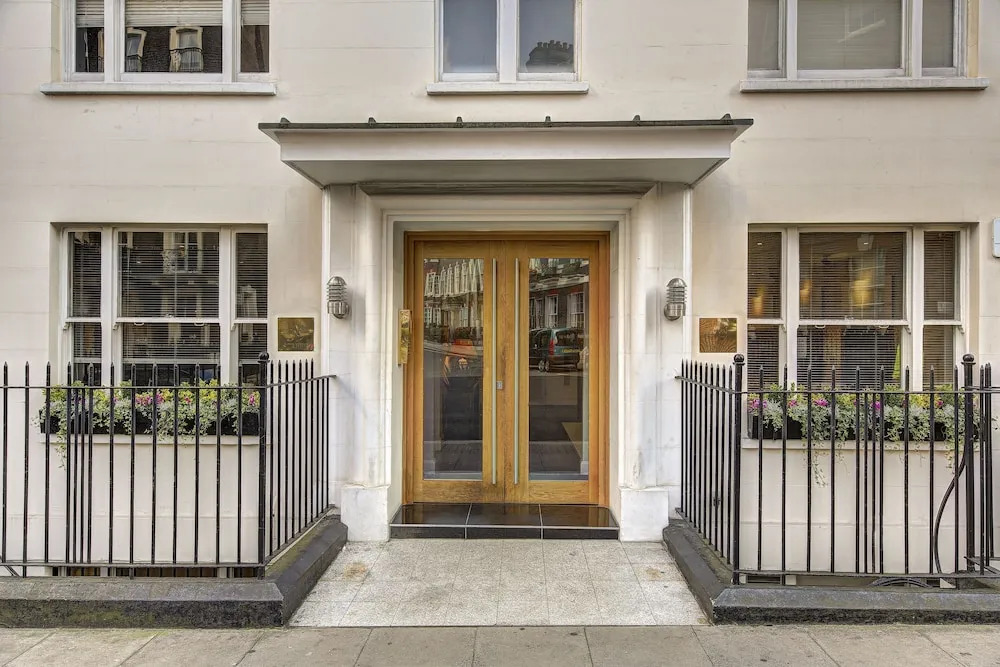 Hill Street Mayfair Apartments — 4-Star Luxury Hotel in London, United Kingdom