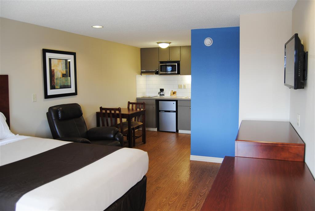 Americas Best Value Inn & Suites St. Clairsville Wheeling - photo 12