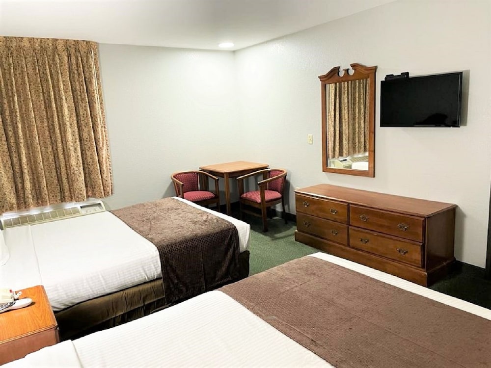 Star City Inn & Suites - photo 12