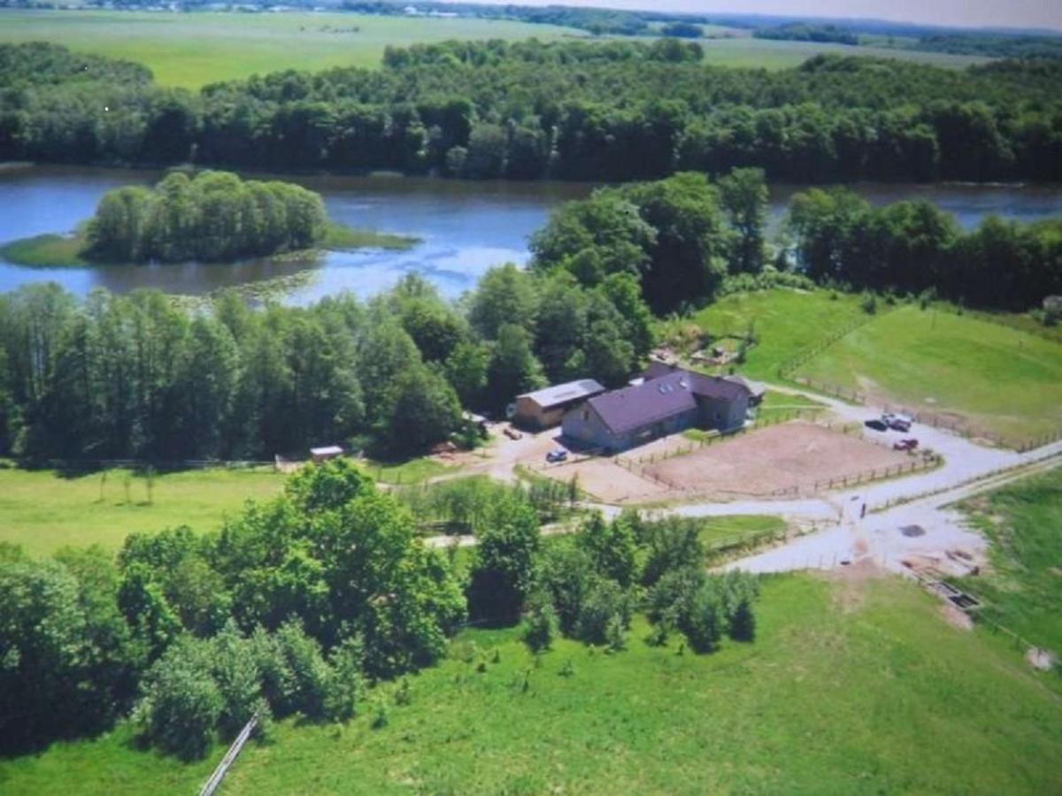 Stajnia Grazyny Mikorowo 46 — hotel in Czarna Dabrowka