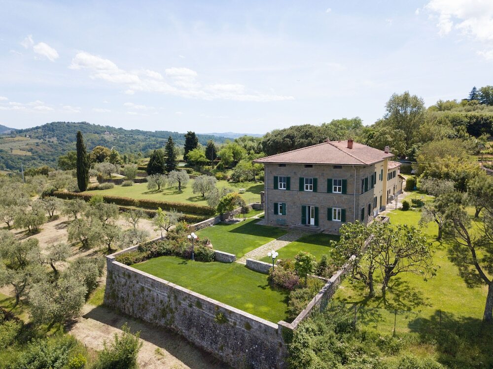 Villa Colomba by Mmega — 4-Star Luxury Hotel in Lastra A Signa, Italy