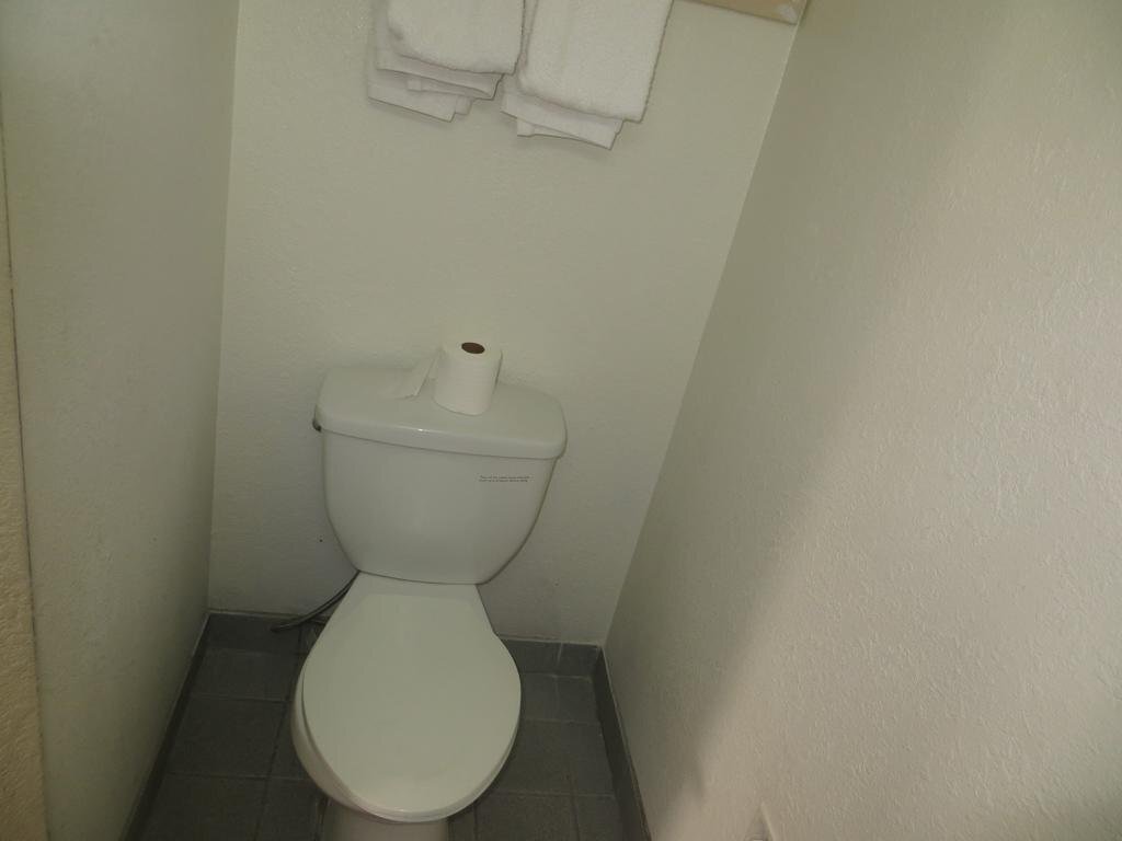 Big 6 Motel - photo 6