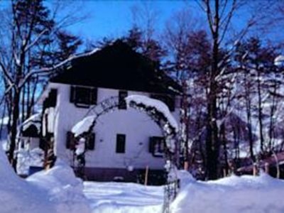 Earl Grey - carbon neutral hotel in Hakuba