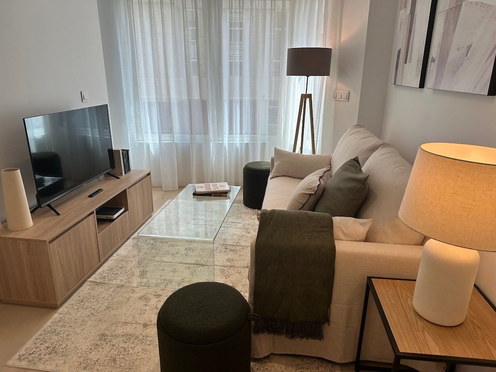 Apartamentos Turisticos En Albacete 21461558 — Albacete