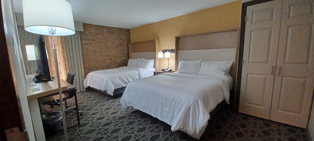 Holiday Inn McAllen Medical Center Area an IHG Hotel - photo 8