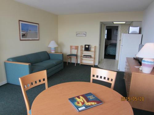 Nassau Inn - photo 8