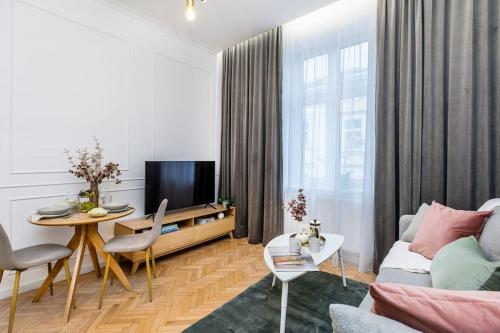 Wielopole 7 Apartment 2 rooms — 4-Star Luxury Hotel in Krakow, Poland