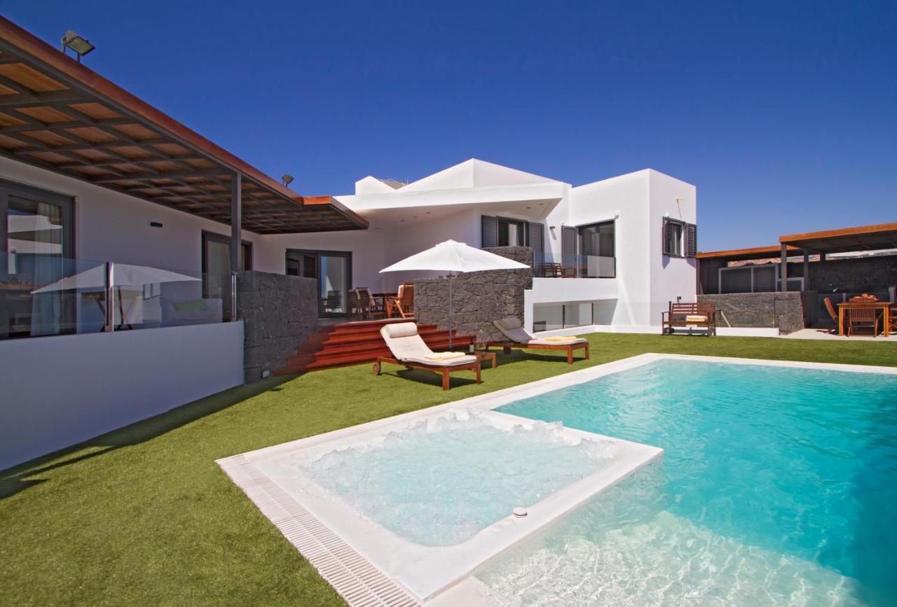Villa Carlota — 4-Star Luxury Hotel in Arrecife, Spain