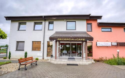 Hotel Dynamic — Nova Dubnica — photo 3