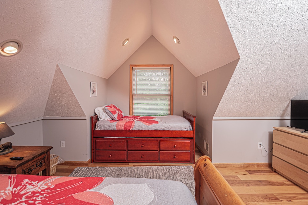 Moon Tower House - photo 26