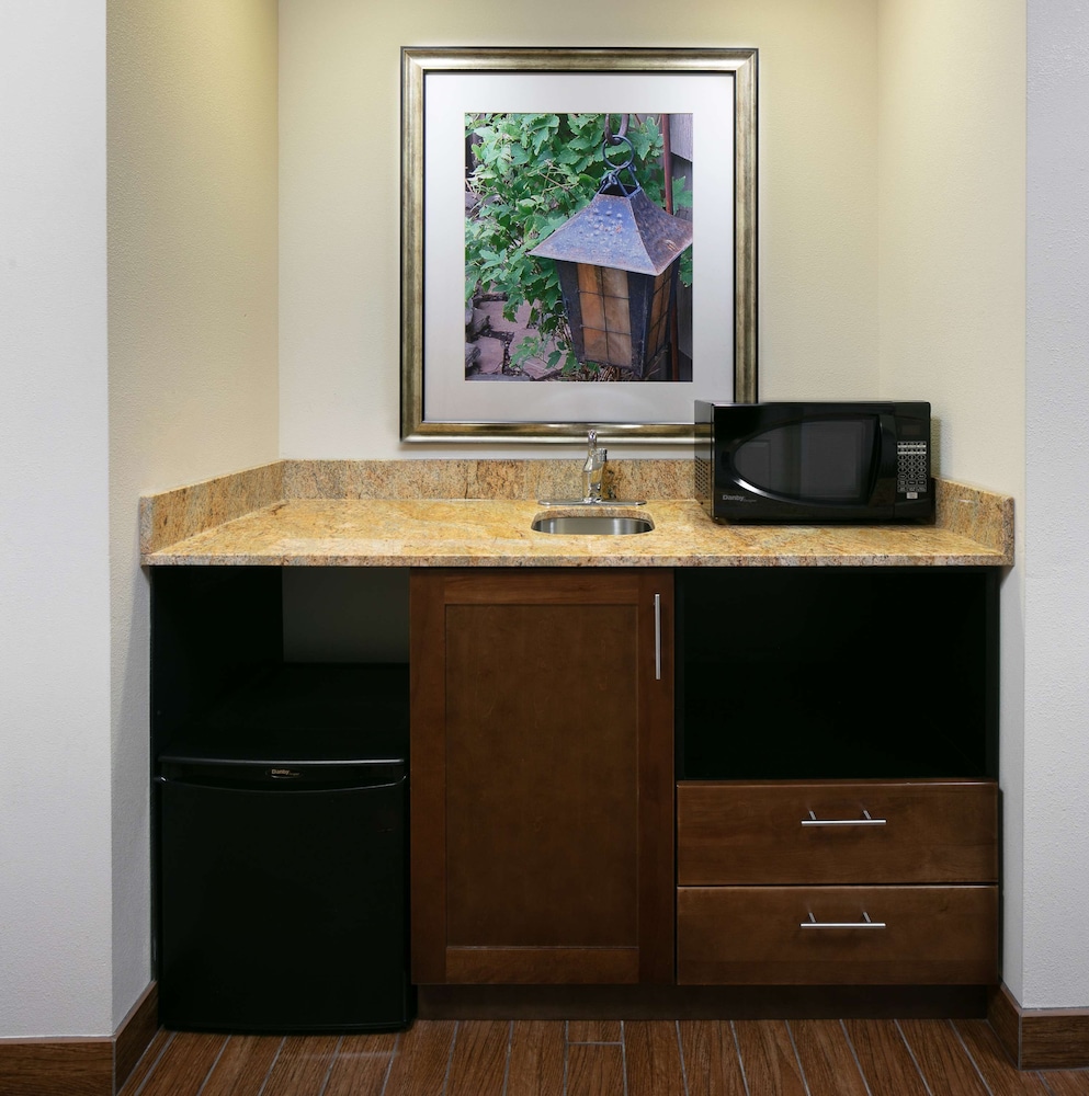 Hilton Garden Inn Bettendorf Quad Cities - photo 23