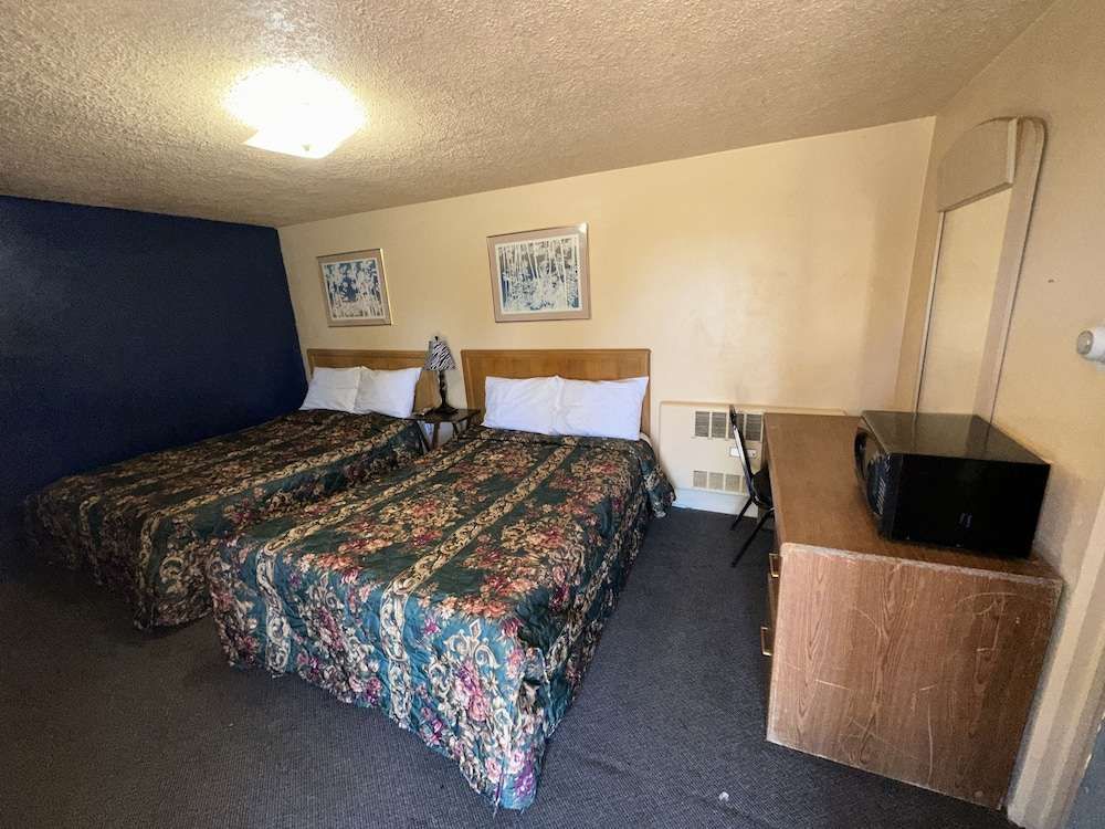 Crestview Motel Inc - last minute hotel in Washington
