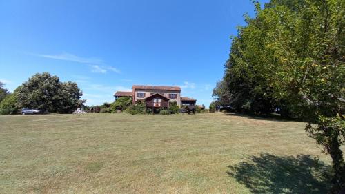 Peaceful Retreat in Bessines-Sur-Gartempe, France