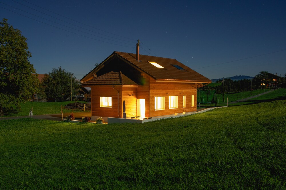 Gästehaus myHideaway — 4-Star Luxury Hotel in Aeschi B. Spiez, Switzerland