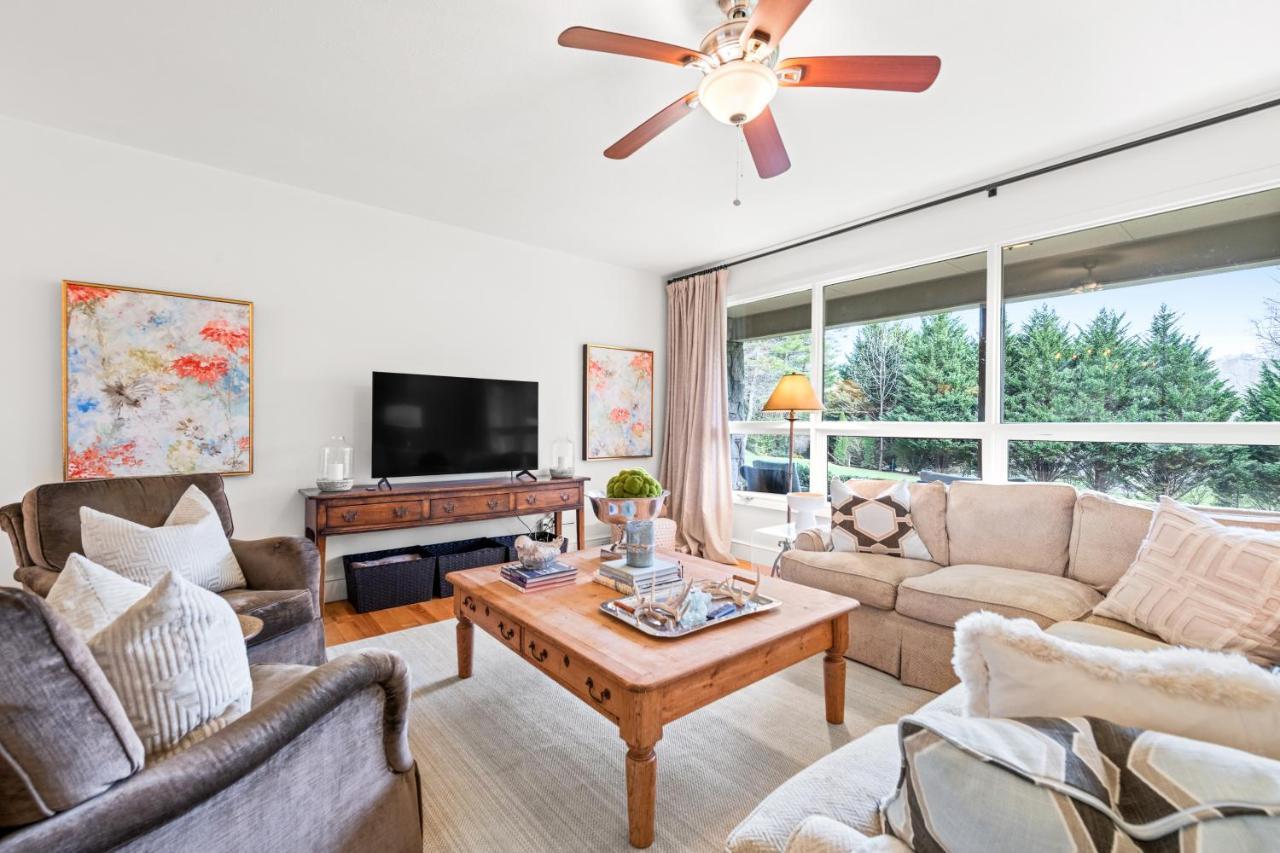 Gloryland in Black Mountain, United States