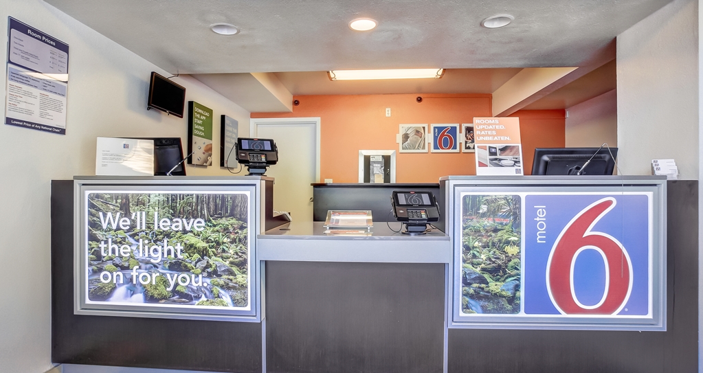 Motel 6 Medford OR - photo 24