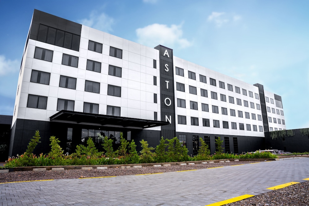 Aston Serang Hotel & Convention Center in Serang, Indonesia